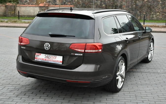 Volkswagen Passat cena 43900 przebieg: 285000, rok produkcji 2015 z Krzepice małe 596